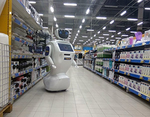 В "Ленте" покупателей теперь обслуживают роботы