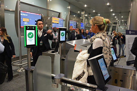 IATA призывает к регулированию применения биометрии в авиации 